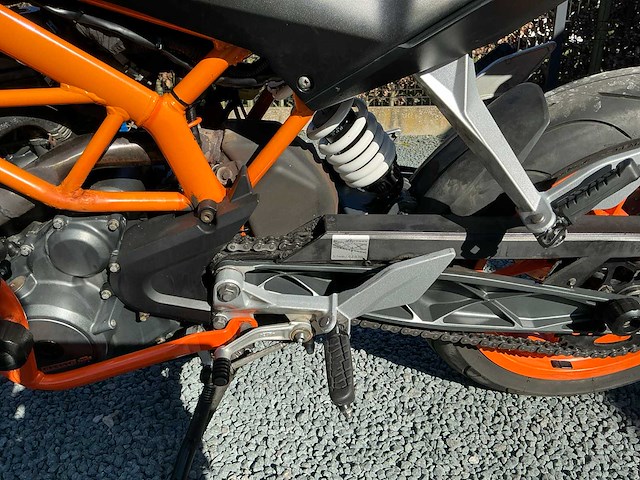 2014 ktm 390 duke - afbeelding 9 van  38