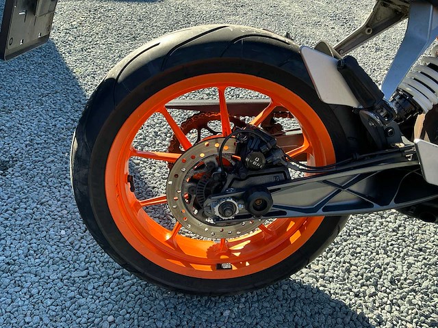 2014 ktm 390 duke - afbeelding 14 van  38