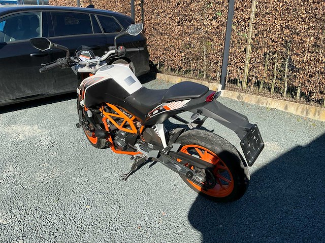 2014 ktm 390 duke - afbeelding 36 van  38