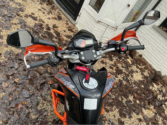 2014 ktm duke 690 - afbeelding 5 van  28