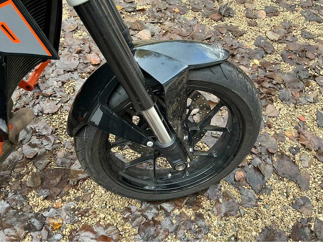 2014 ktm duke 690 - afbeelding 24 van  28