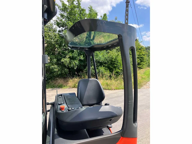 2014 linde r14 reach truck - afbeelding 13 van  41