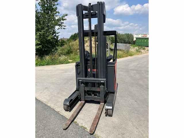2014 linde r14 reach truck - afbeelding 12 van  41