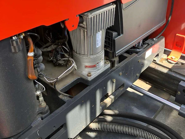 2014 linde r14 reach truck - afbeelding 29 van  41