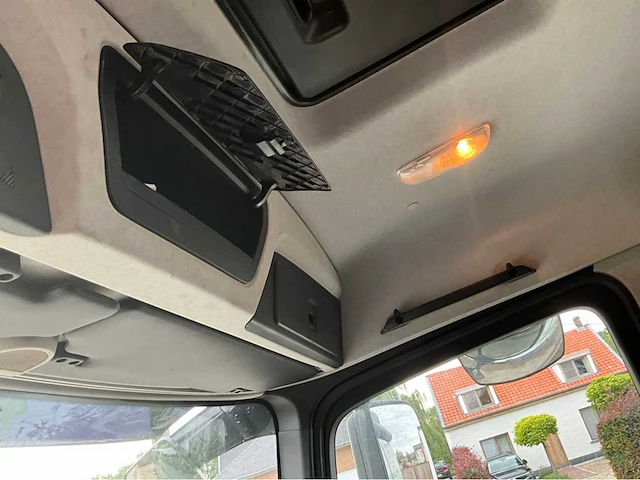 2014 mercedes-benz 963-2-e - afbeelding 14 van  52
