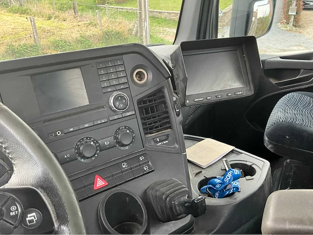 2014 mercedes-benz 963-2-e - afbeelding 21 van  52