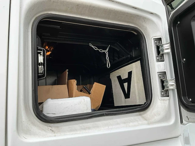 2014 mercedes-benz 963-4-a vrachtwagen - afbeelding 10 van  43
