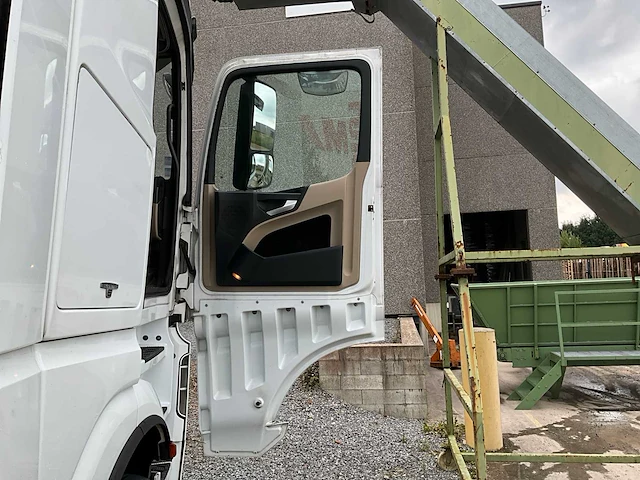 2014 mercedes-benz 963-4-a vrachtwagen - afbeelding 13 van  43
