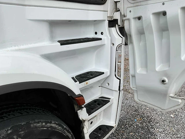 2014 mercedes-benz 963-4-a vrachtwagen - afbeelding 15 van  43