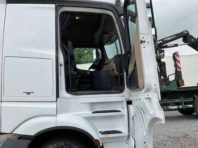 2014 mercedes-benz 963-4-a vrachtwagen - afbeelding 16 van  43