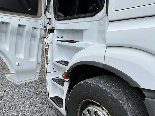 2014 mercedes-benz 963-4-a vrachtwagen - afbeelding 33 van  43