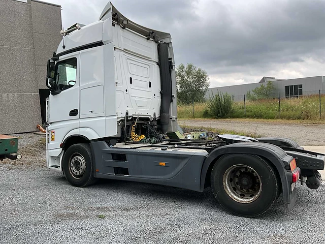 2014 mercedes-benz 963-4-a vrachtwagen - afbeelding 42 van  43