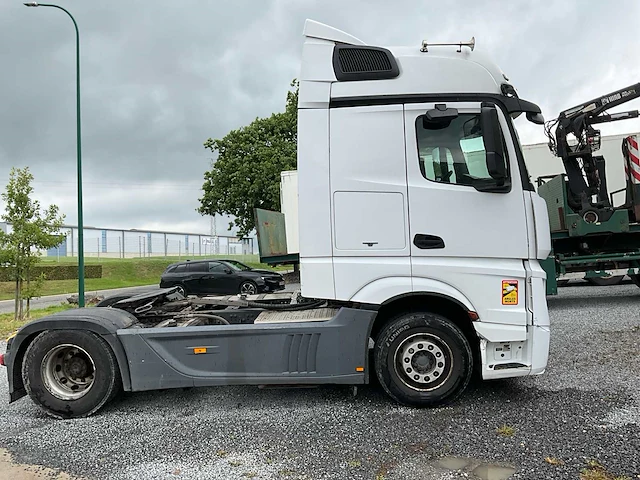 2014 mercedes-benz 963-4-a vrachtwagen - afbeelding 4 van  43