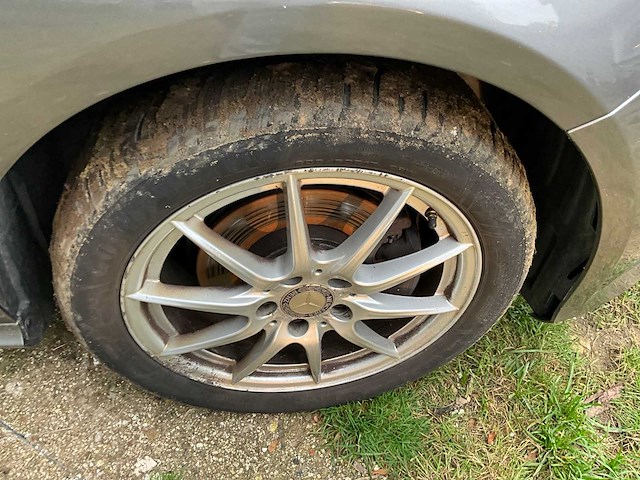 2014 mercedes-benz a 180 personenauto - afbeelding 14 van  27