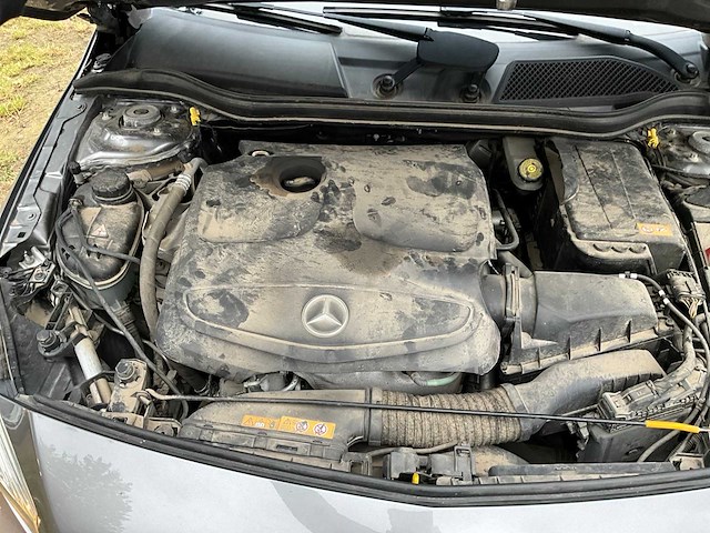 2014 mercedes-benz a 180 personenauto - afbeelding 15 van  27