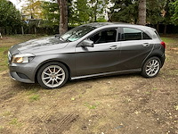 2014 mercedes-benz a 180 personenauto - afbeelding 12 van  27