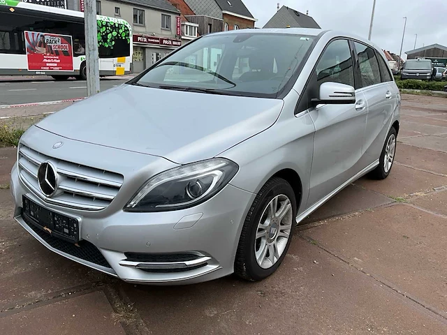 2014 mercedes-benz b personenauto - afbeelding 1 van  33
