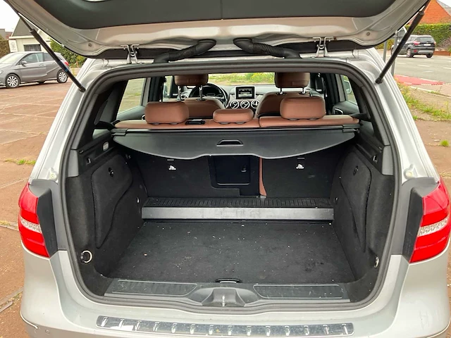 2014 mercedes-benz b personenauto - afbeelding 18 van  33