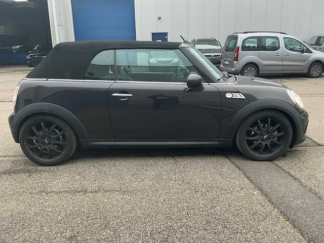 2014 mini cooper d cabrio - afbeelding 28 van  31