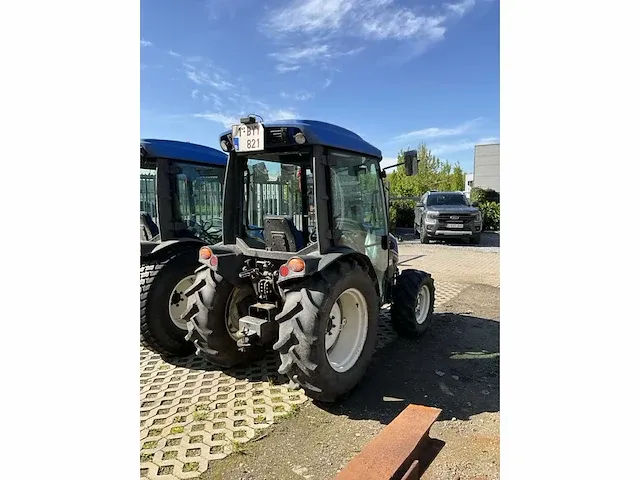 2014 new holland t3010 vierwielaangedreven landbouwtractor - afbeelding 26 van  31