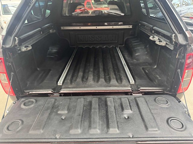 2014 nissan navara 3.0 v6 diesel - afbeelding 17 van  27