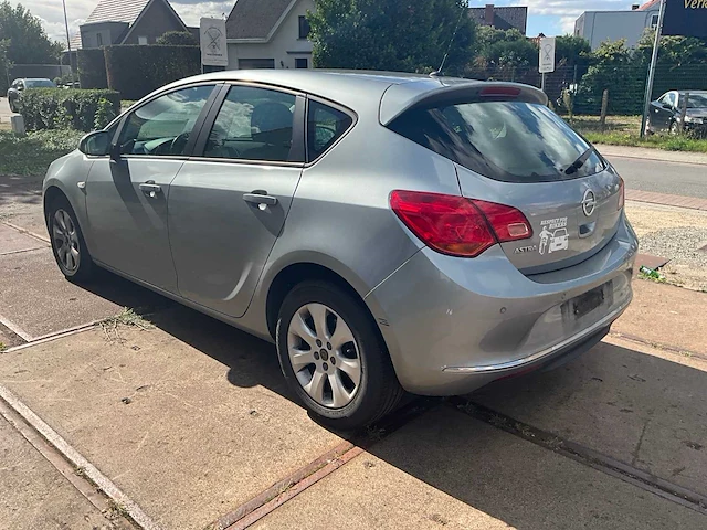 2014 opel astra personenauto - afbeelding 27 van  32