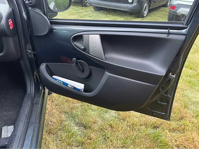 2014 peugeot 107 - afbeelding 19 van  31