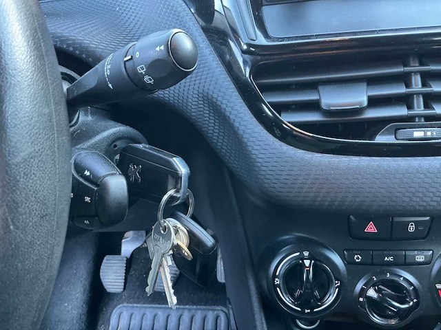 2014 peugeot 2008 break - afbeelding 9 van  43