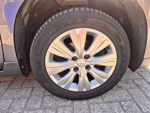 2014 peugeot 2008 personenauto - afbeelding 10 van  19