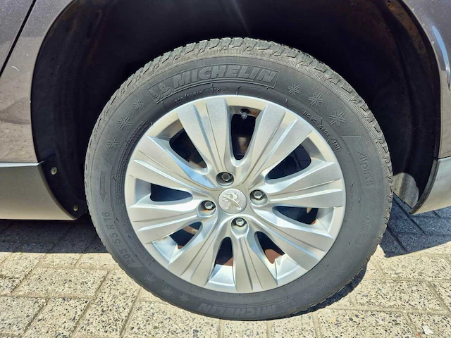 2014 peugeot 2008 personenauto - afbeelding 7 van  19