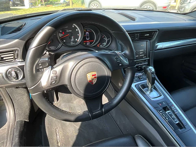 2014 porsche 911 turbo - afbeelding 13 van  45