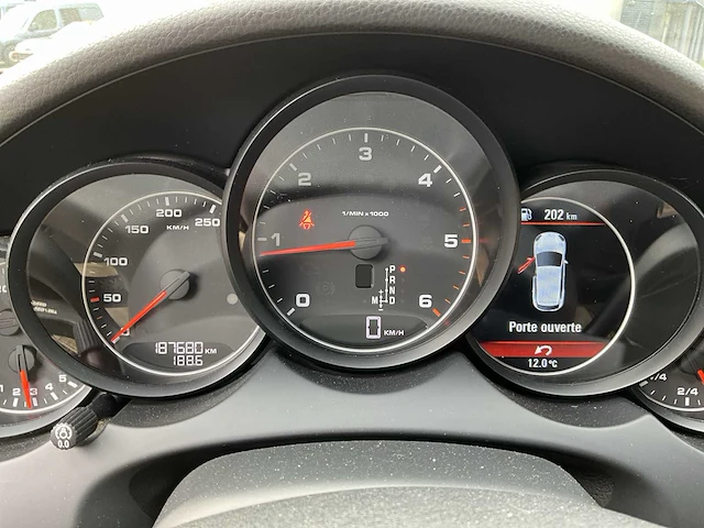 2014 porsche cayenne - afbeelding 18 van  43
