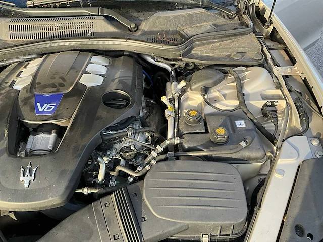 2014 quattroporte q4 maserati - afbeelding 18 van  31