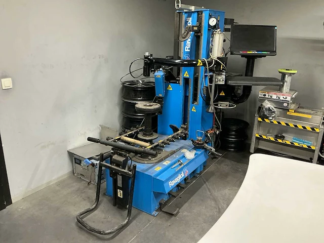 2014 ravagliolo g1500.3it plus banden de-en montageapparaat - afbeelding 1 van  31