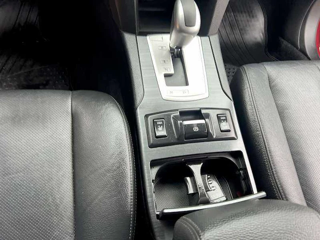 2014 subaru legacy outback awd - afbeelding 24 van  31