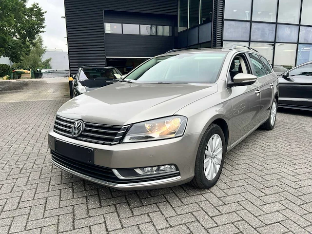 2014 volkswagen passat break panoramadak - afbeelding 1 van  24
