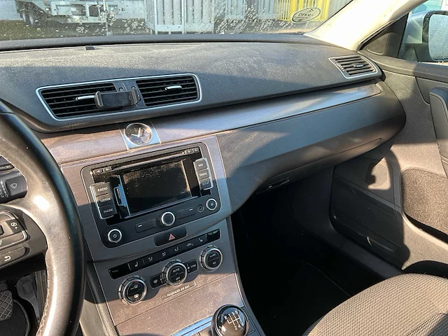 2014 volkswagen passat personenauto - afbeelding 5 van  25