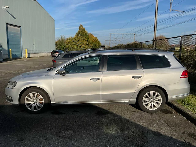 2014 volkswagen passat personenauto - afbeelding 24 van  25