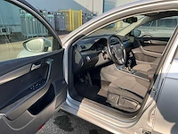 2014 volkswagen passat personenauto - afbeelding 25 van  25