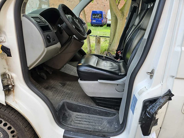 2014 volkswagen transporter kombi - afbeelding 27 van  64