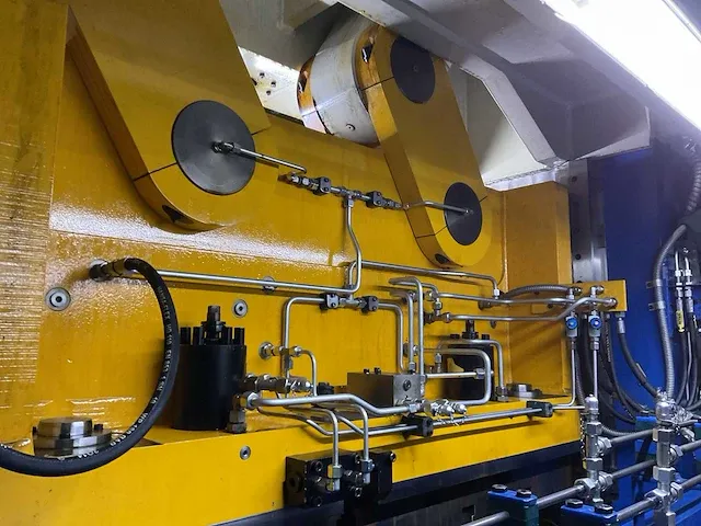2014 winter hydraulische pers (c) - afbeelding 31 van  32