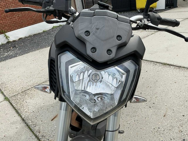 2014 yamaha mt125 - afbeelding 16 van  31