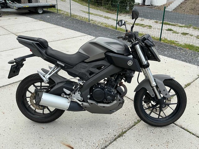 2014 yamaha mt125 - afbeelding 27 van  31