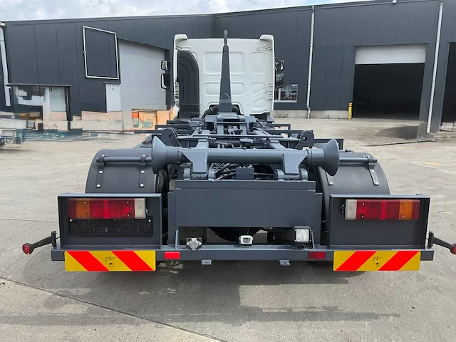 2014volvo vrachtwagen haaksysteem - afbeelding 34 van  43