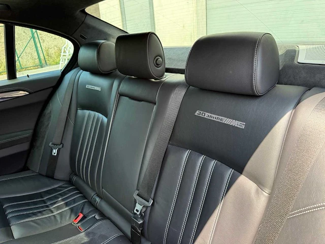 2015 - bmw m5 30 jahre editie - personenauto - afbeelding 15 van  45