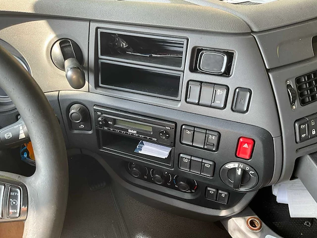 2015 - daf h4en3 - vrachtwagen - afbeelding 17 van  40