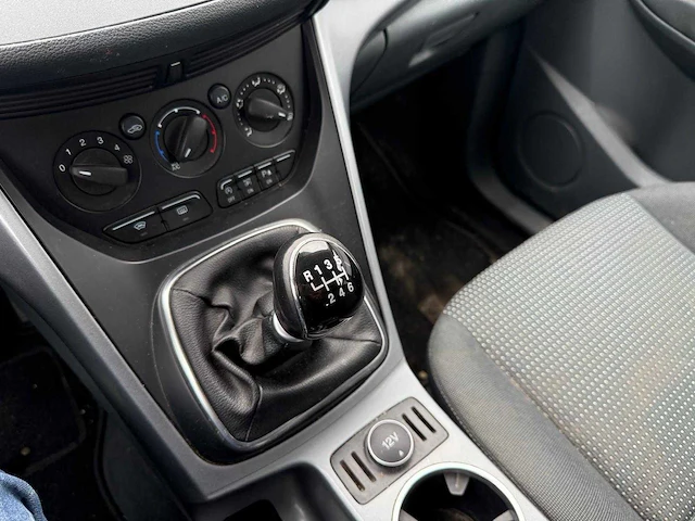 2015 - ford dxa - personenauto - afbeelding 26 van  35