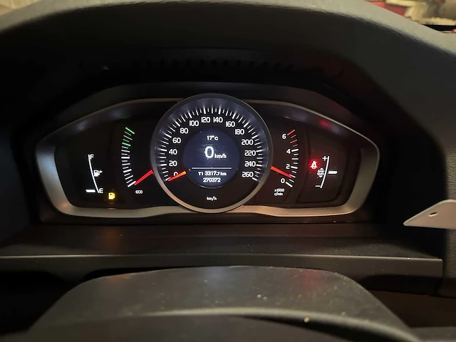 2015 - volvo v60 - personenauto - afbeelding 4 van  35