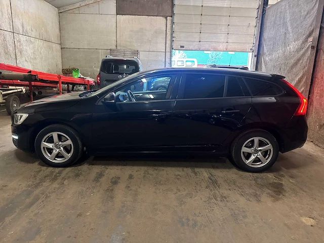 2015 - volvo v60 - personenauto - afbeelding 30 van  35