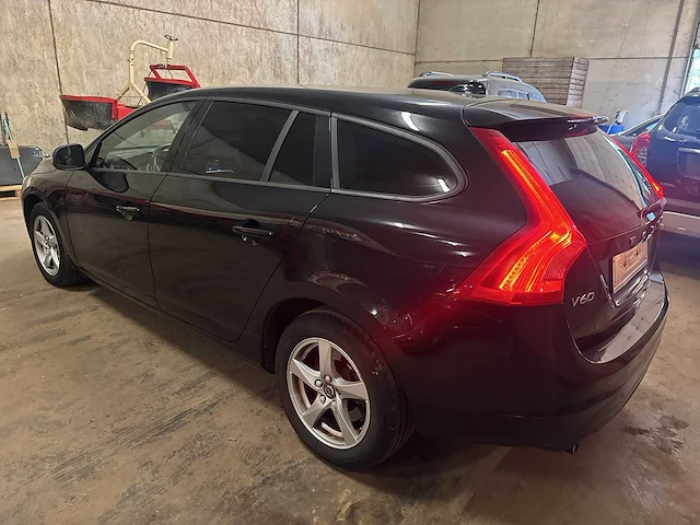 2015 - volvo v60 - personenauto - afbeelding 31 van  35
